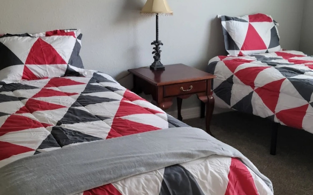 photo 2 of Cute And Cozy Hostel