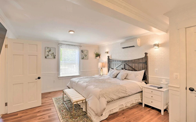 photo 4 of Cute Ellsworth Home w/ Deck, 16 Mi to Acadia!