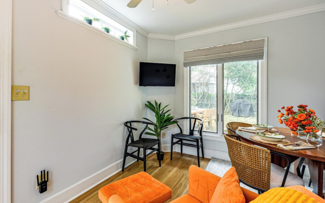 photo 5 of Cute Georgetown Villa < 1 Mi to Historic District