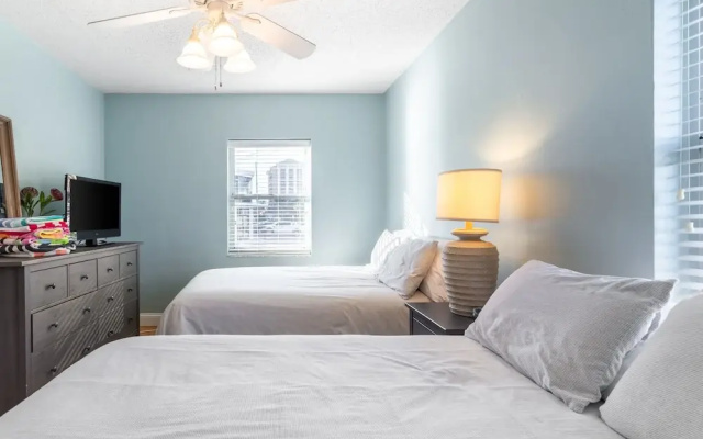 photo 2 of Cute One Bedroom at The Coral Resort Apts by RedAwning