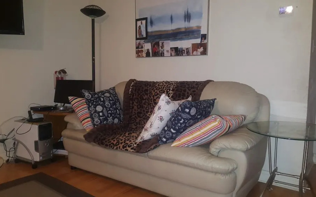 photo 5 of Cynnies Home