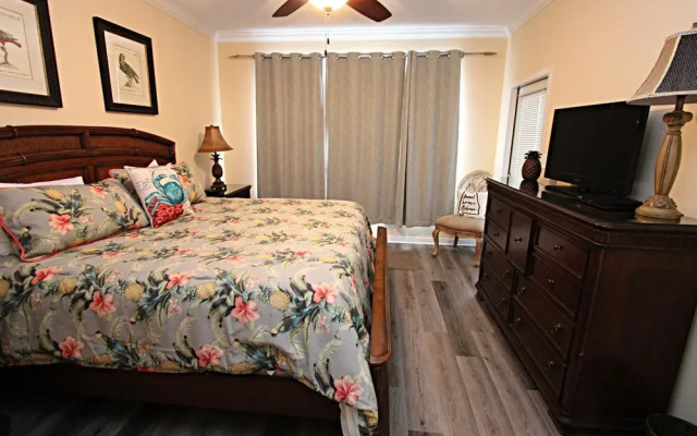 photo 5 of Cypress Point 204-a 2 Bedrooms 2 Bathrooms Condo