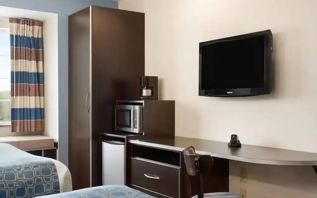 photo 3 of WeStay Suites - Belle Chasse