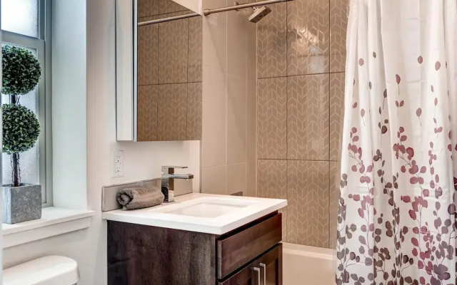 photo 5 of D024 2 Bedroom Apartment By Senstay