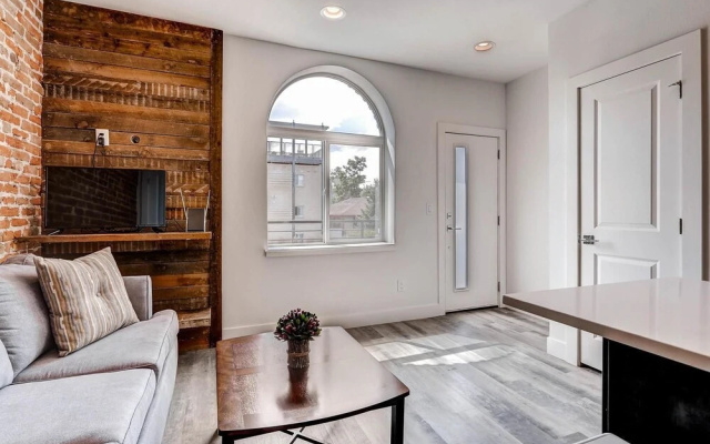 photo 4 of D029 2 Bedroom Apartment By Senstay