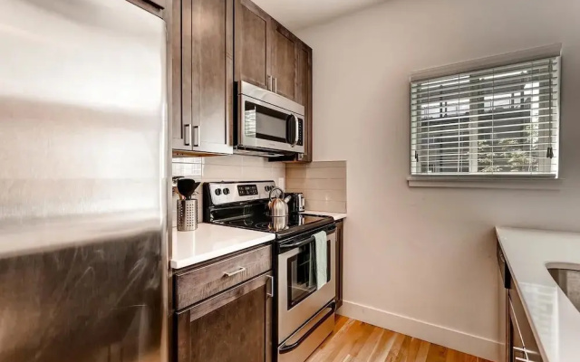photo 5 of D031 2 Bedroom Apartment By Senstay