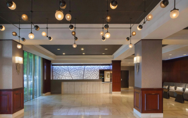 photo 2 of Dallas Marriott Suites Medical/Market Center