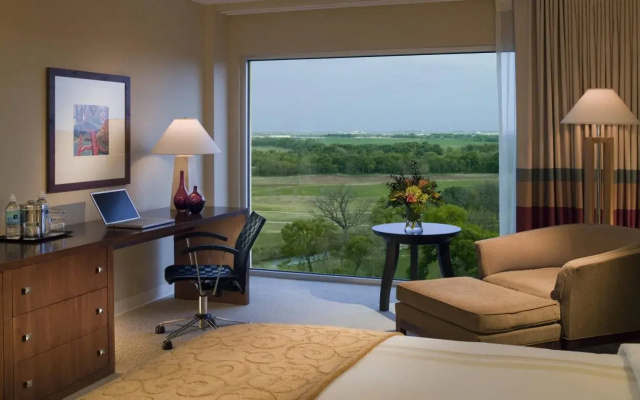photo 4 of Dallas/Ft. Worth Marriott Hotel & Golf Club Champions Circle