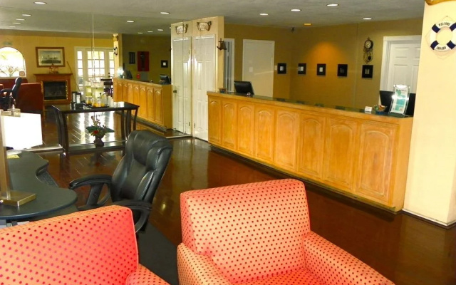 photo 2 of Dana Point Harbor Inn