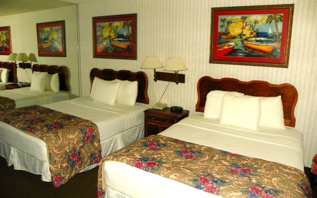 photo 3 of Dana Point Harbor Inn