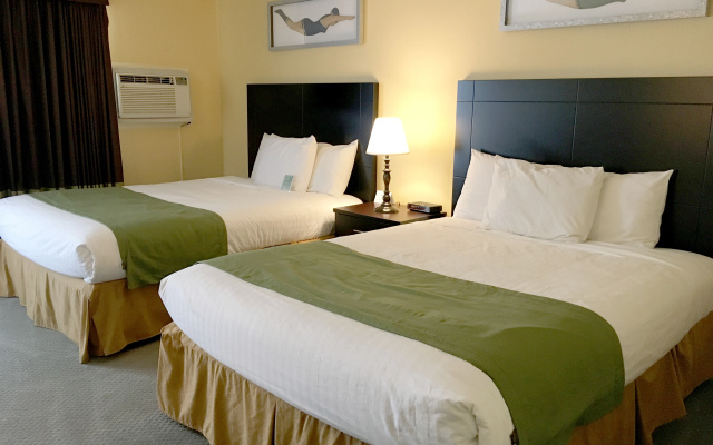 photo 2 of Dana Point Marina Inn