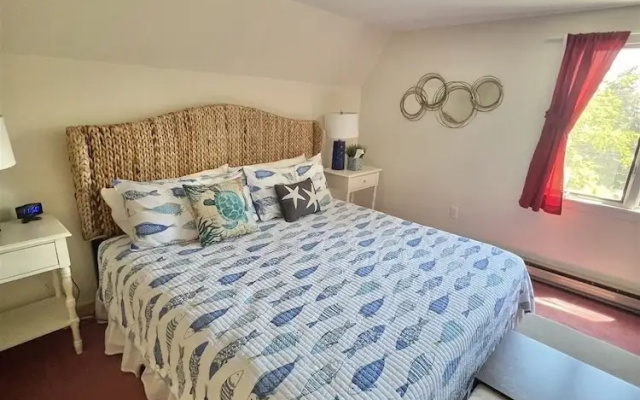 photo 3 of Daybreak Limit 8 3 Bedroom Villa by RedAwning