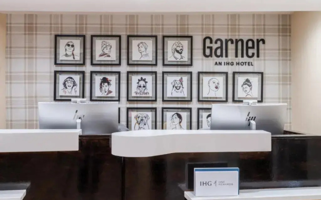photo 2 of Garner Hotel Phoenix Northwest – Surprise by IHG