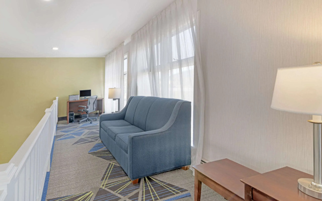 photo 3 of Quality Inn Lebanon - Hanover