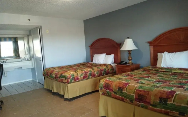 photo 2 of Days Inn