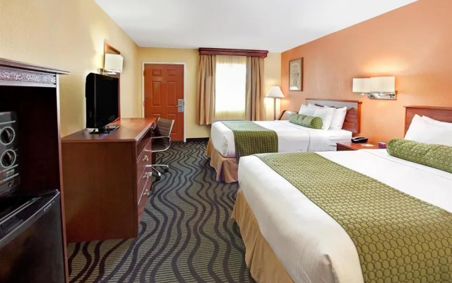 photo 4 of Days Inn Acworth