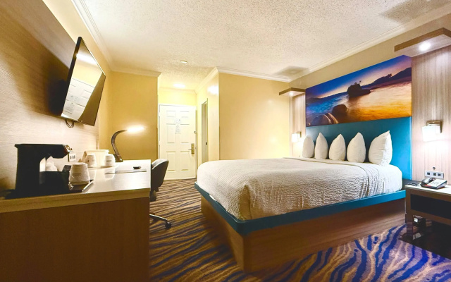 photo 5 of Days Inn by Wyndham Los Angeles LAX Airport/Stadium Area