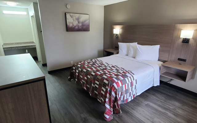photo 3 of Red Roof Inn Charlotte - Airport