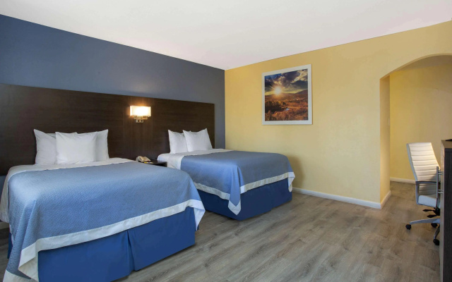 photo 5 of Days Inn Airport - Phoenix