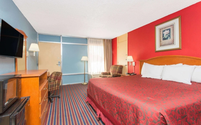 photo 2 of Days Inn Albany