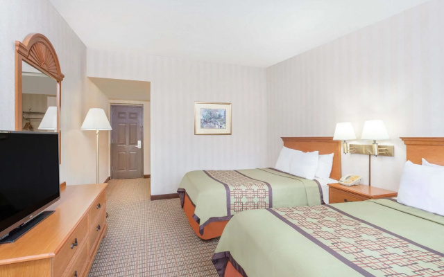 photo 3 of Days Inn Albany Suny