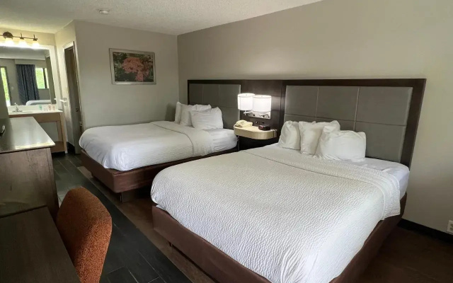photo 3 of Days Inn & Suites by Wyndham Monroe