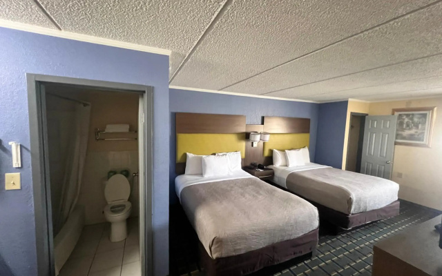photo 4 of Quality Inn & Suites near Six Flags East