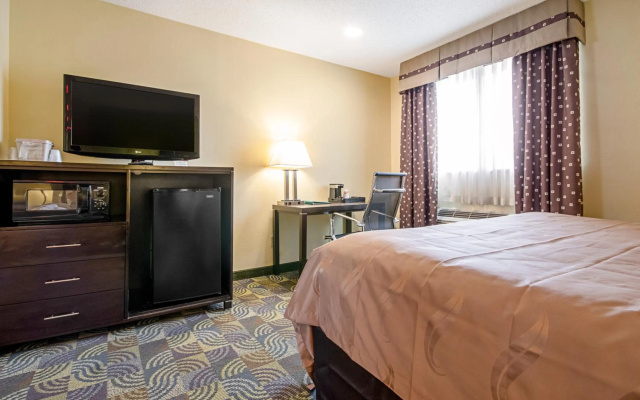photo 3 of Quality Inn & Suites Glenmont - Albany South