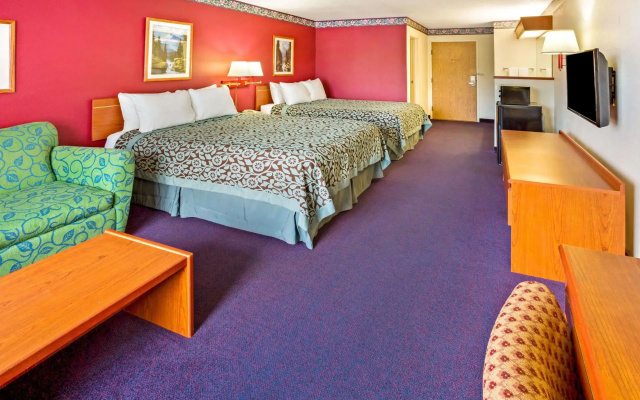 photo 4 of Days Inn & Suites by Wyndham Gresham