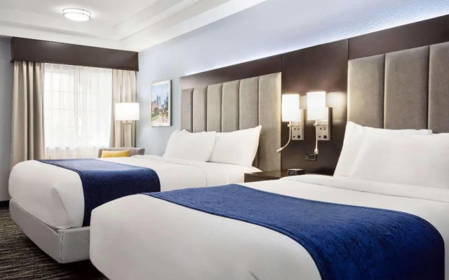 photo 4 of DAYS INN &amp; SUITES BY WYNDHAM HOUSTON HOBBY AIRPORT