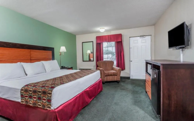 photo 5 of Days Inn & Suites Lexington