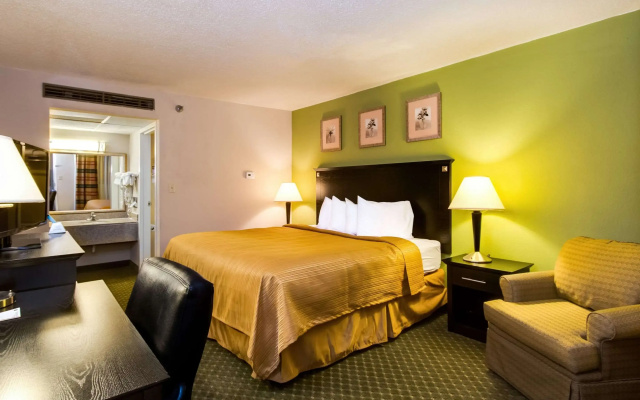 photo 4 of Quality Inn & Suites Moline - Quad Cities