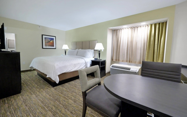 photo 2 of Candlewood Suites Dallas - Plano W Medical Ctr
