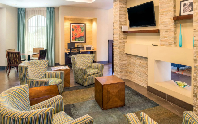 photo 2 of Independence 47 Hotel