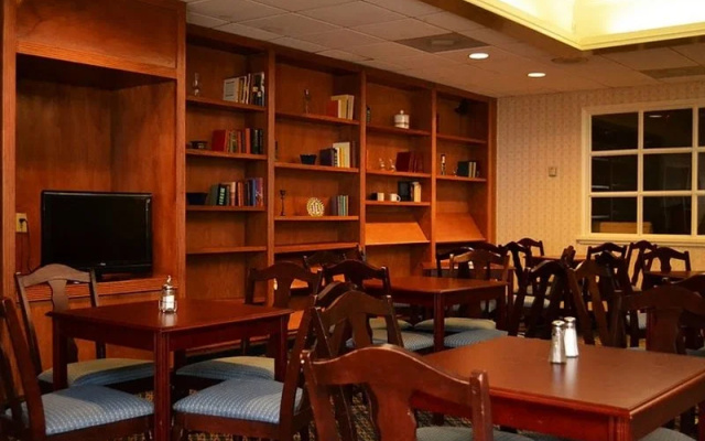 photo 3 of Best Western Atlanta Cumberland Galleria Hotel
