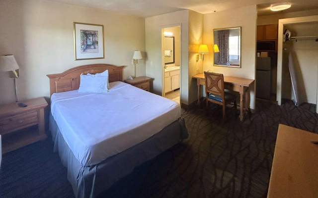 photo 4 of Motel 6 Tempe, AZ – Elliot Road