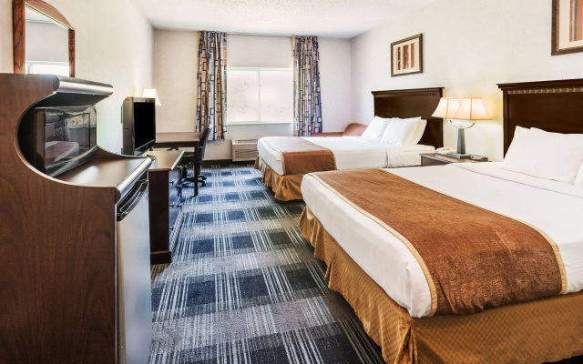 photo 2 of Days Inn & Suites by Wyndham Vancouver