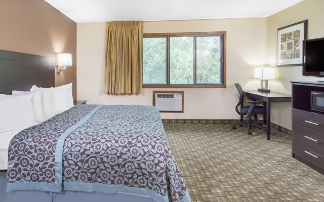 photo 3 of Days Inn & Suites Waterloo