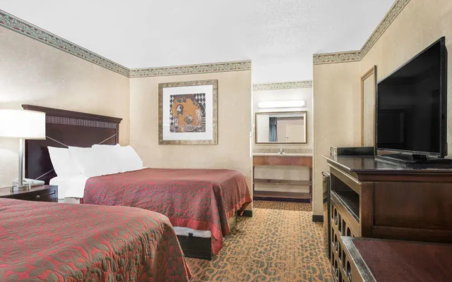photo 4 of Days Inn And Suites York