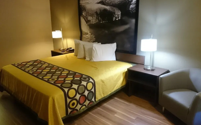 photo 3 of The Asheville Airport Inn