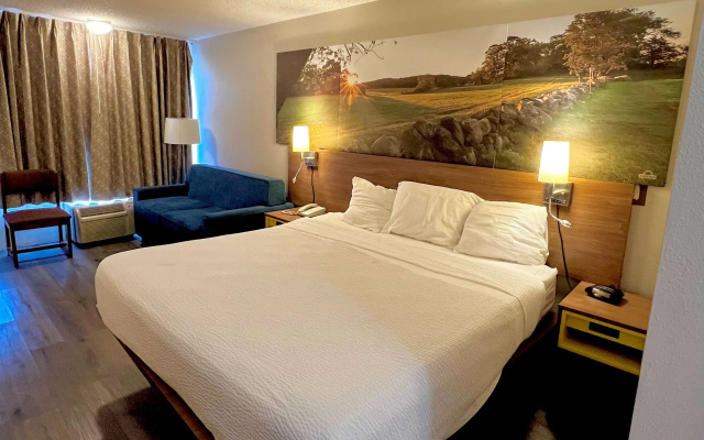 photo 5 of Days Inn by Wyndham Ashland