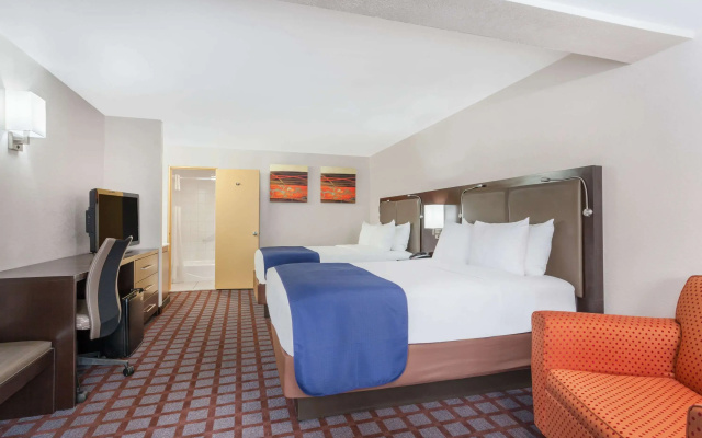 photo 3 of Days Inn by Wyndham Woodbury Long Island
