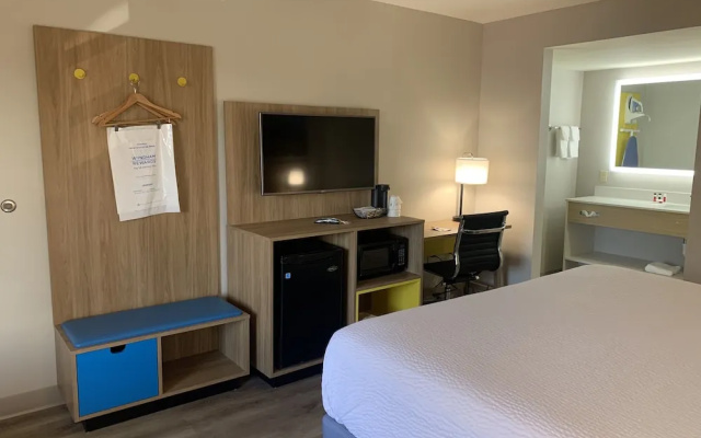 photo 2 of Days Inn by Wyndham Atlanta Stone Mountain