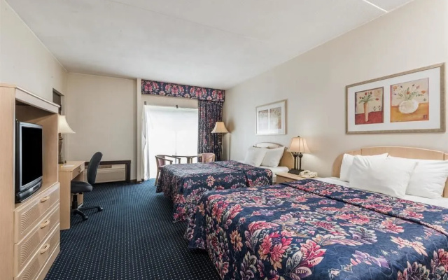 photo 2 of Days Inn Berlin Meriden