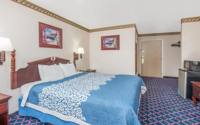 photo 2 of Days Inn Berlin Voorhees