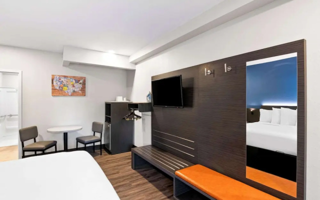 photo 4 of Days Inn by Wyndham Bethel - Danbury