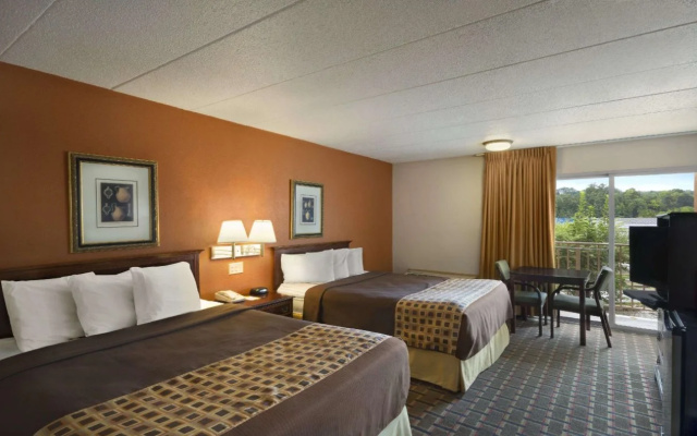 photo 5 of Days Inn by Wyndham Birmingham Vestavia Hills