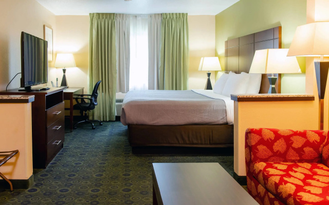 photo 5 of Quality Inn & Suites Bloomington I-55 and I-74