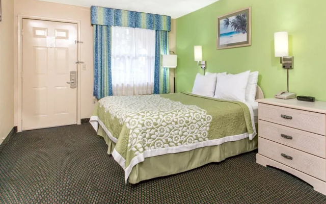 photo 5 of Days Inn Bradenton I-75