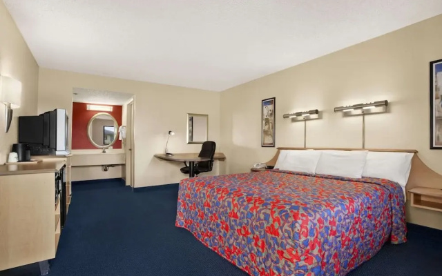 photo 5 of Days Inn Buena Park